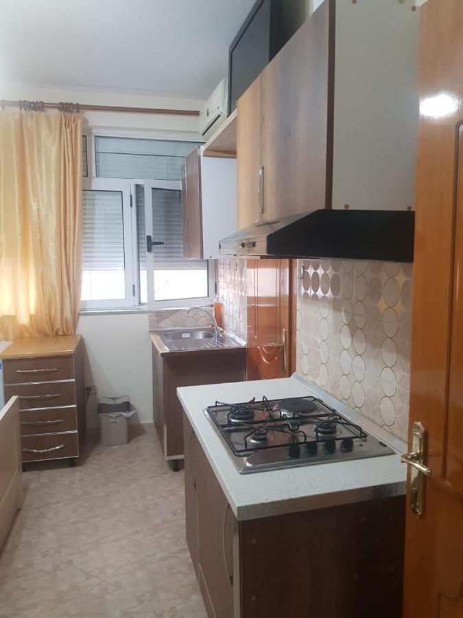 Pazari_Ri_Studio Apartment Tiranë Luaran gambar